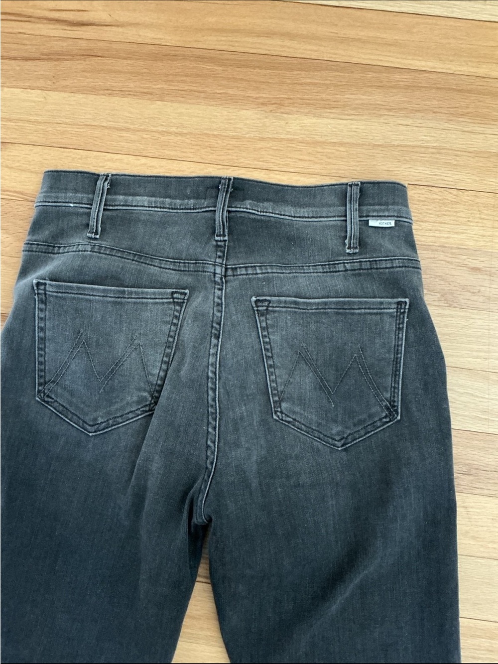 Mother Jeans Hustler Ankle Fray Size 28